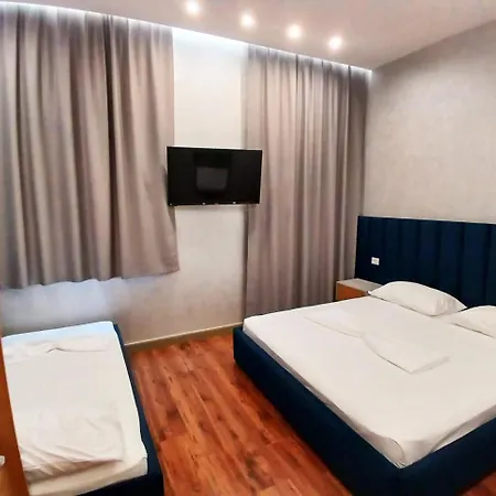 Hotel Karavastaja Divjake